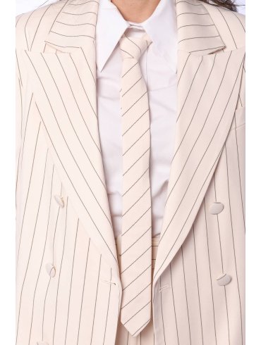 TGH CRAVATA LOS ANGELES