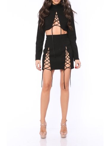 TGH CRISS-CROSS CROPPED TOP