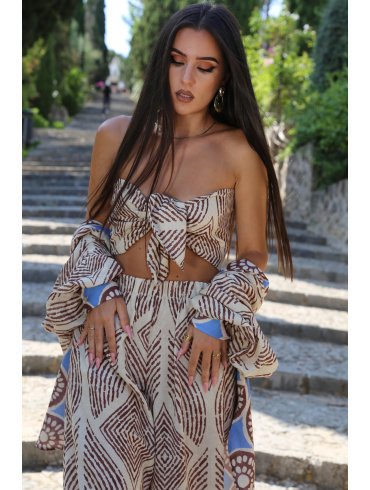 TGH TOP NEVIA