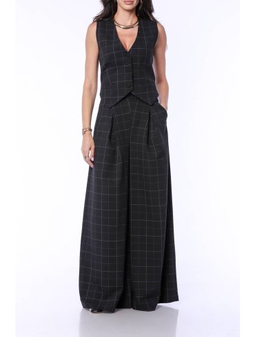 TGH DRAMATIC DEMURE VEST