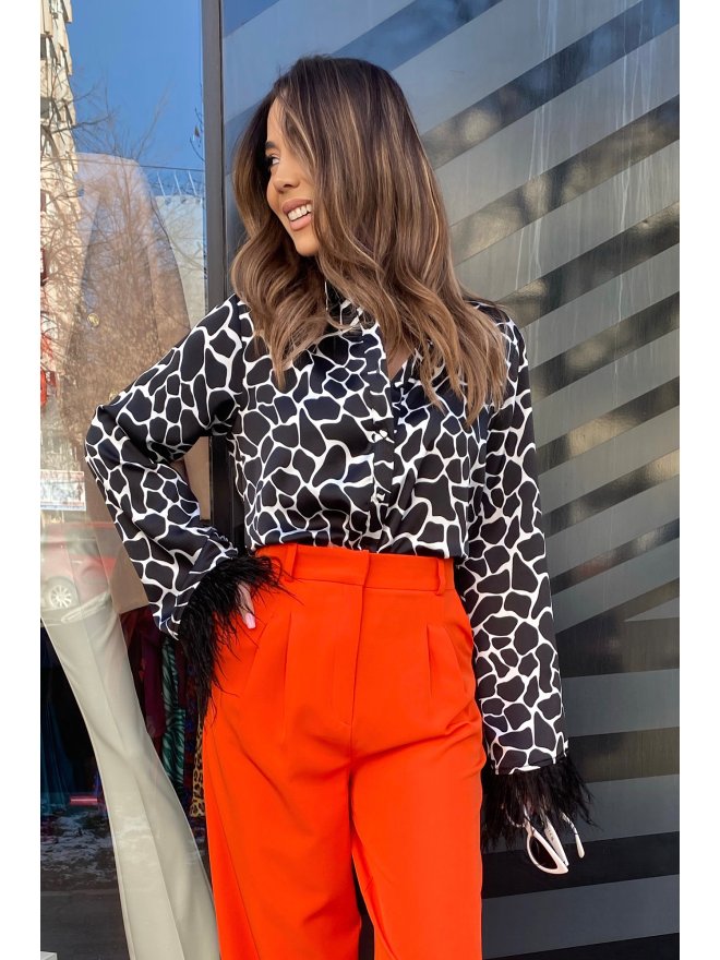 TGH FEATHERS CUFFS ANIMAL PRINT SHIRT