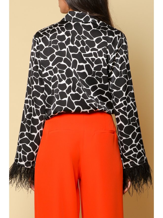 TGH FEATHERS CUFFS ANIMAL PRINT SHIRT