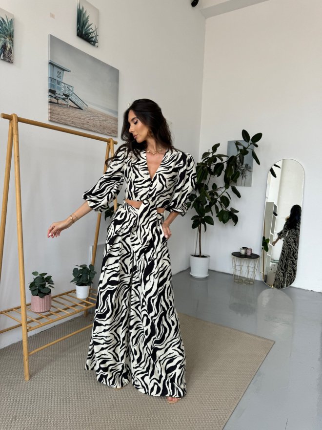 TGH ZEBRA VIBE 3/4 SLEEVIS TOP