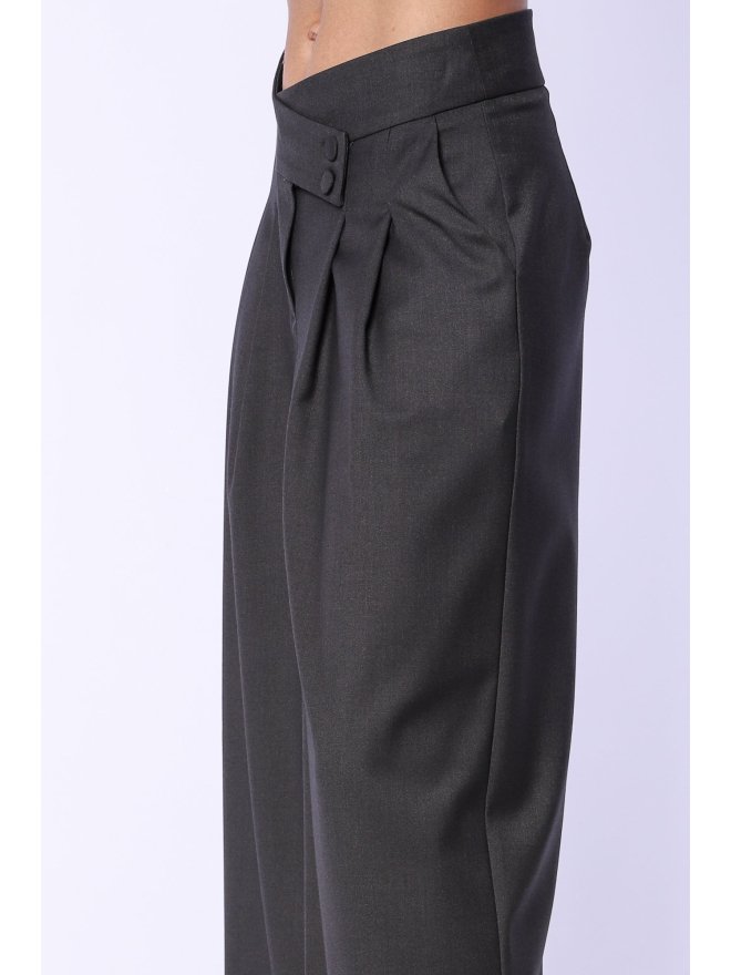 TGH STREET SMART LOW WAIST PLEATED WIDE LEG PANTS