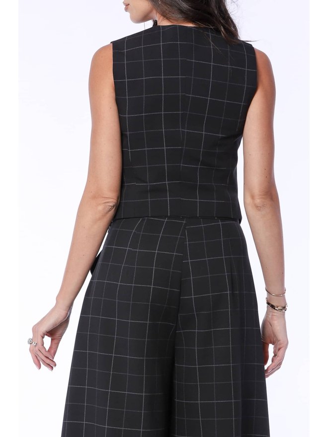 TGH DRAMATIC DEMURE VEST